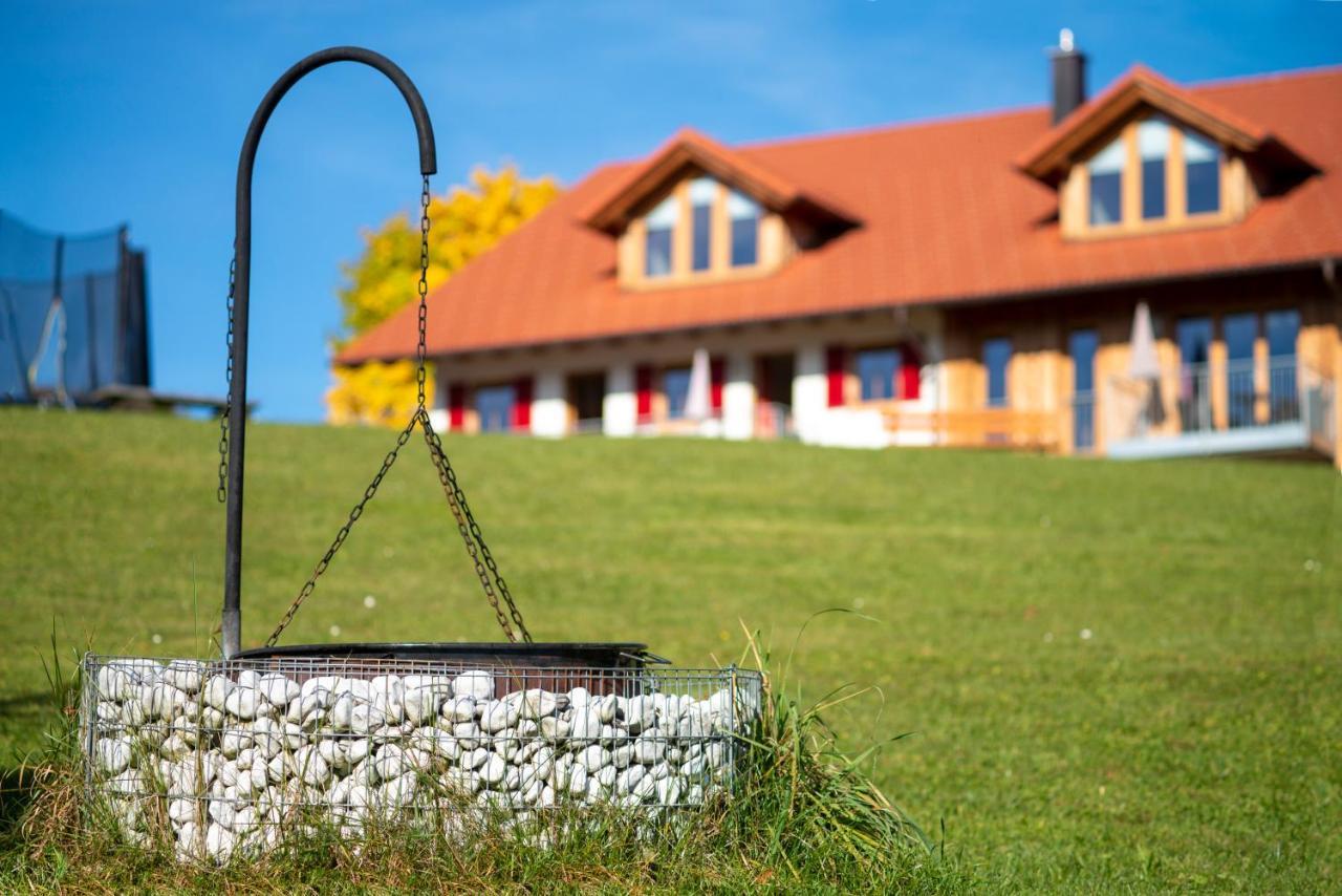 Seehotel Und Appartements Schnoeller Rieden Esterno foto