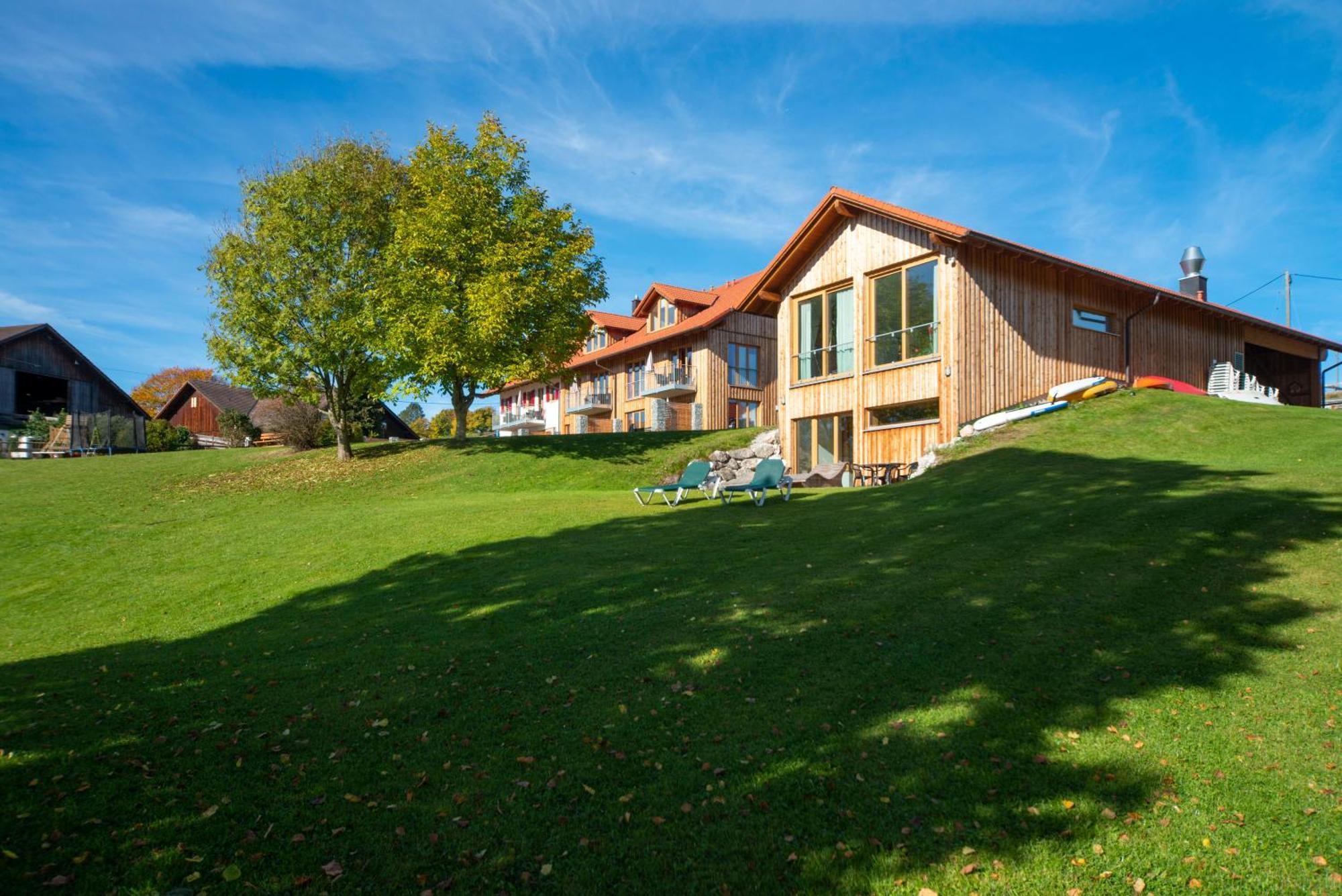 Seehotel Und Appartements Schnoeller Rieden Esterno foto