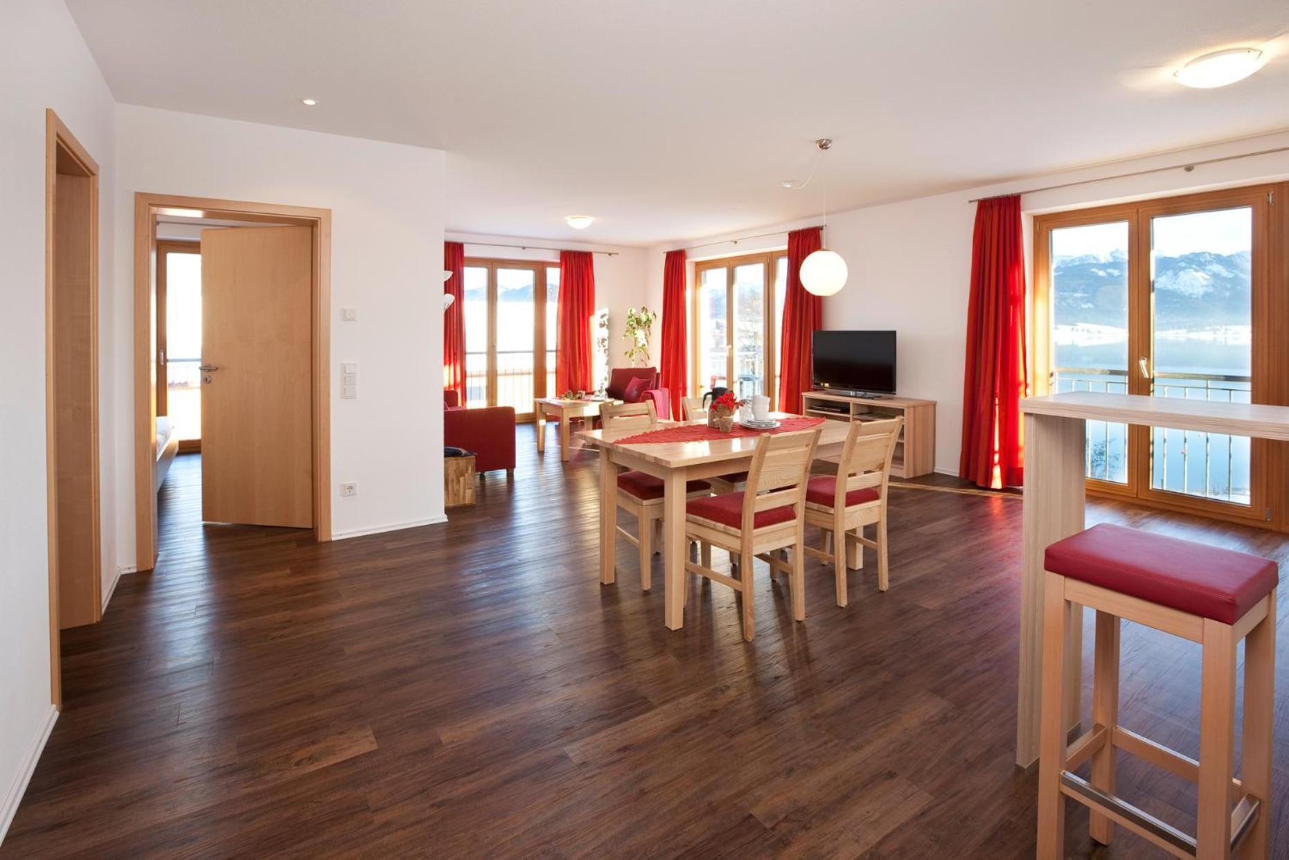 Seehotel Und Appartements Schnoeller Rieden Esterno foto