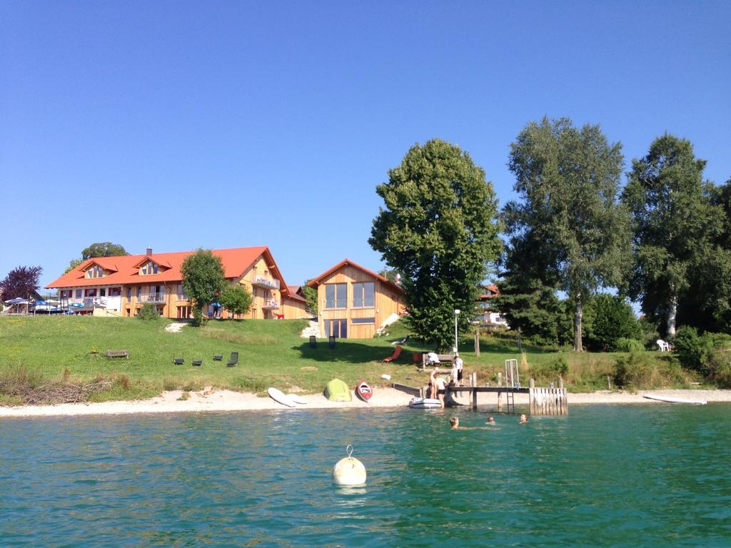 Seehotel Und Appartements Schnoeller Rieden Esterno foto