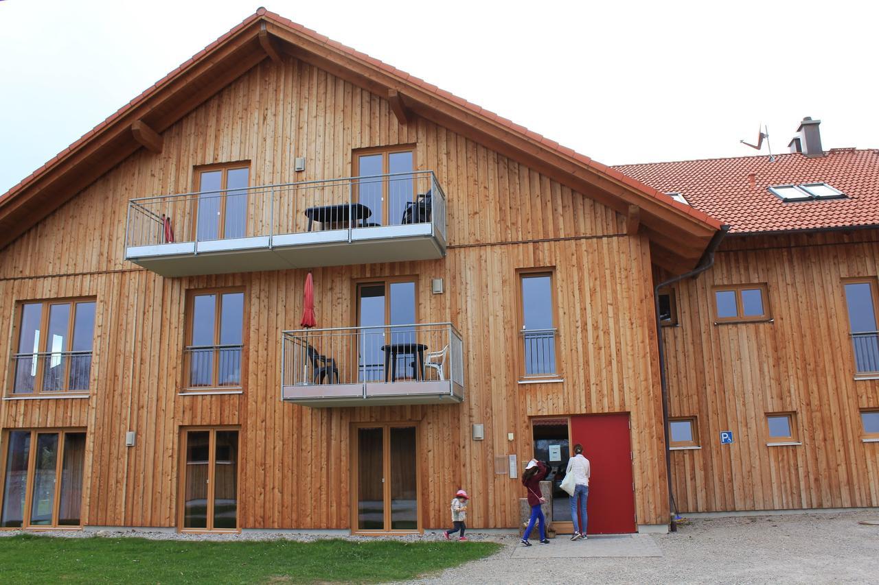 Seehotel Und Appartements Schnoeller Rieden Esterno foto